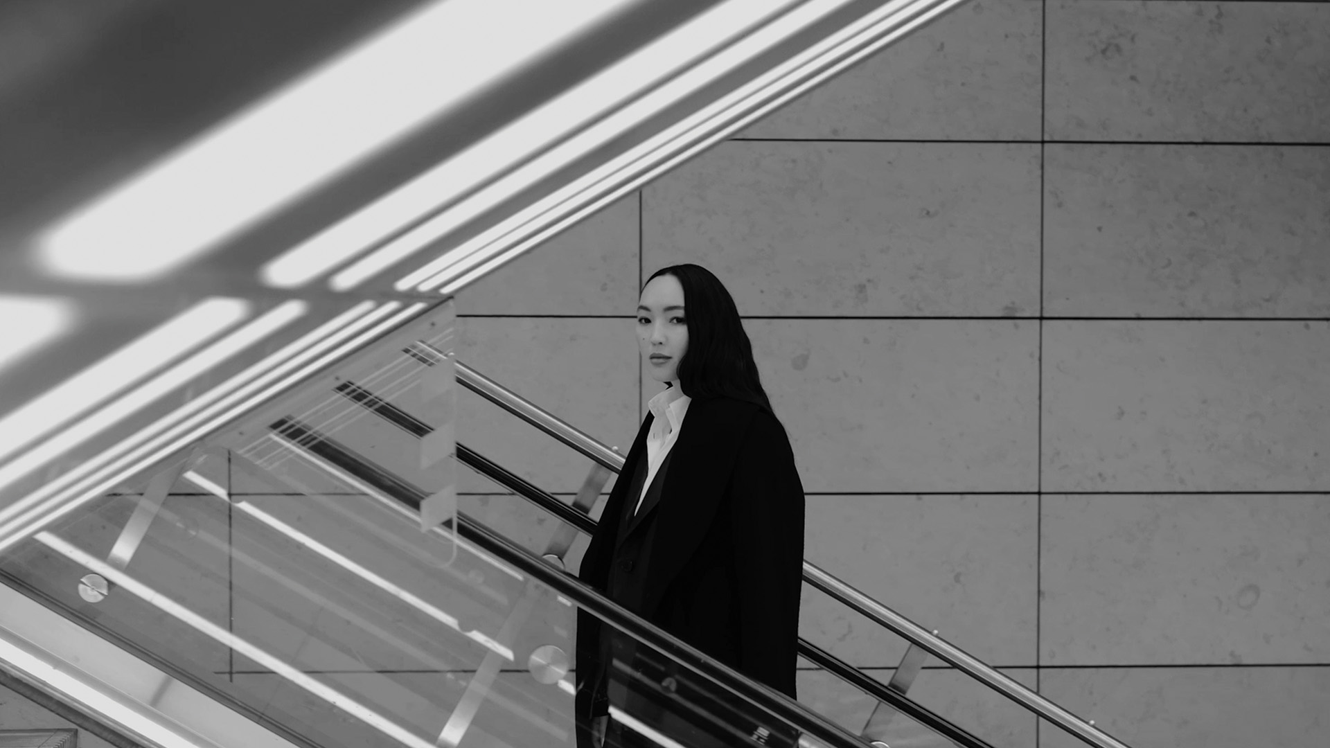 Sand Woman AW24 photo 1