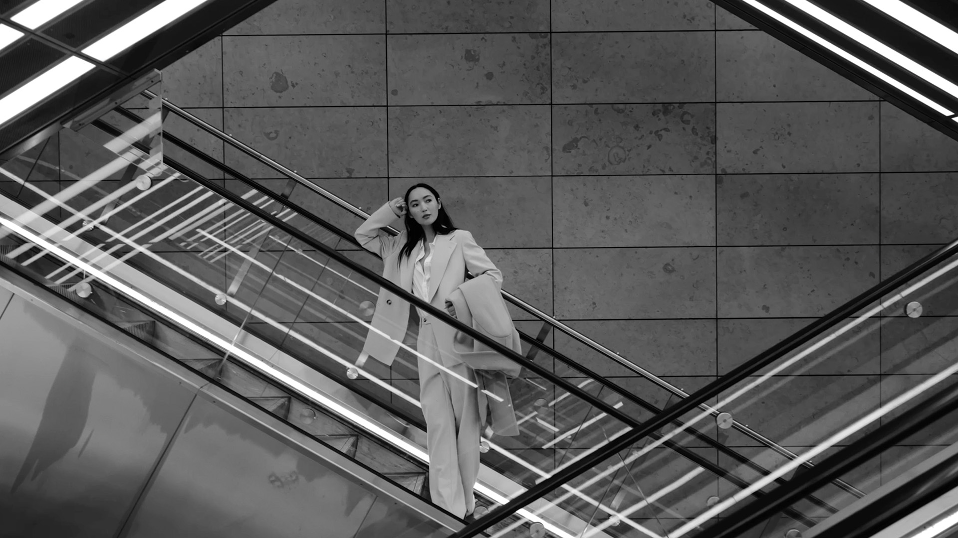 Sand Woman AW24 photo 6