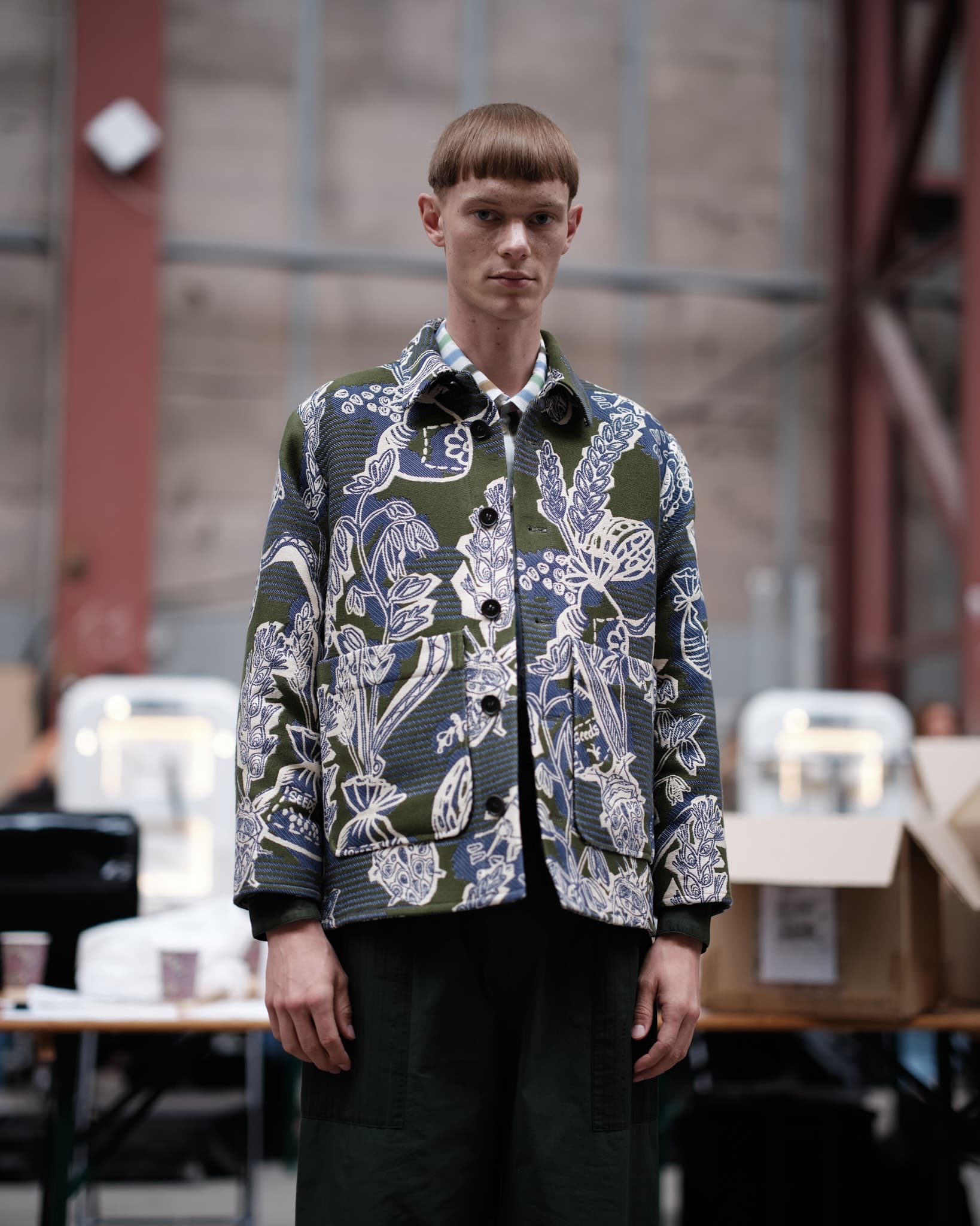 Behind the scenes photo 14