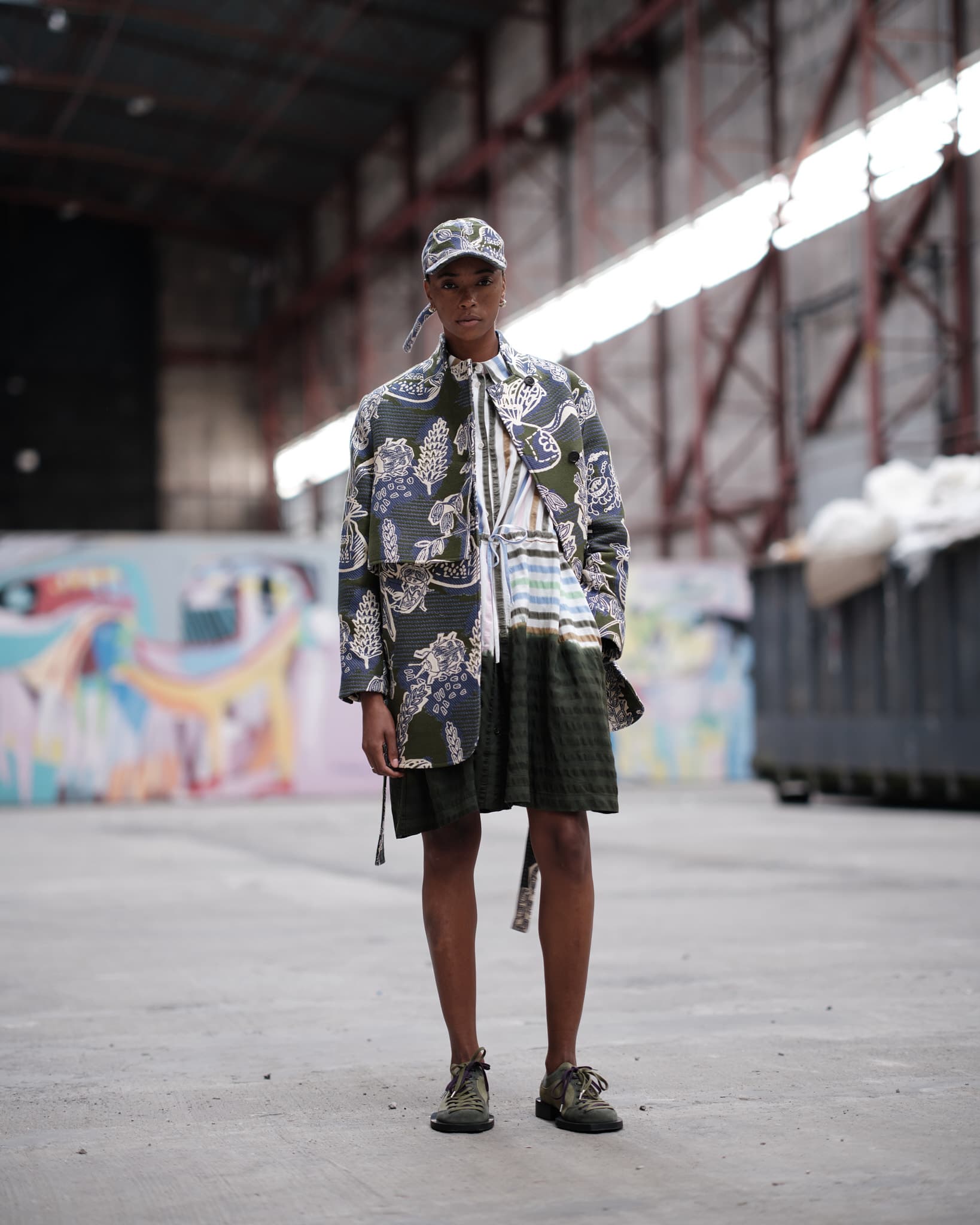 Behind the scenes photo 15