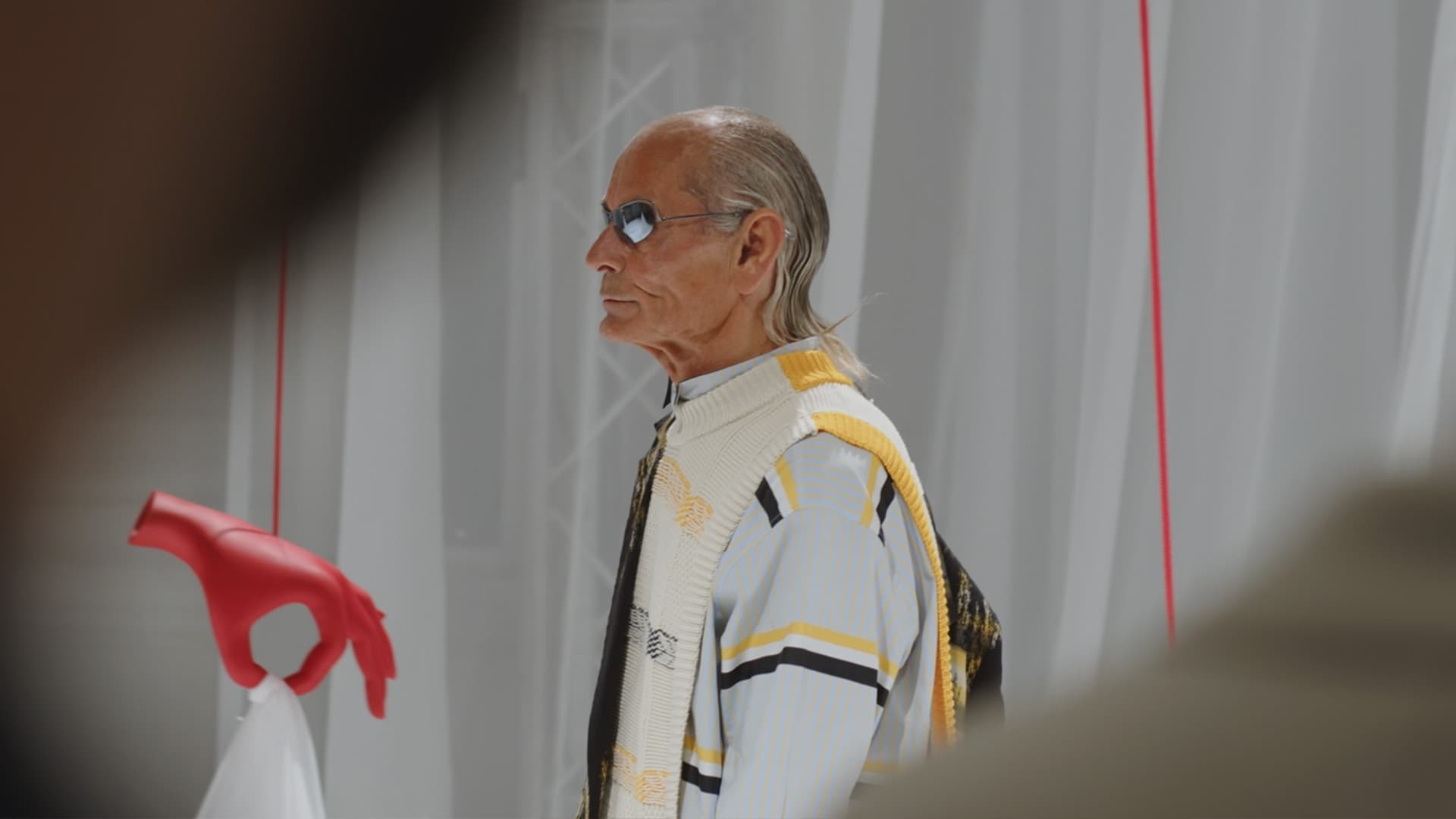 Runway moments – Henrik Vibskov Milan 3